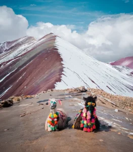rainbow mountain luxury tours